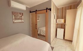 Oteng Lifestyle Bnb